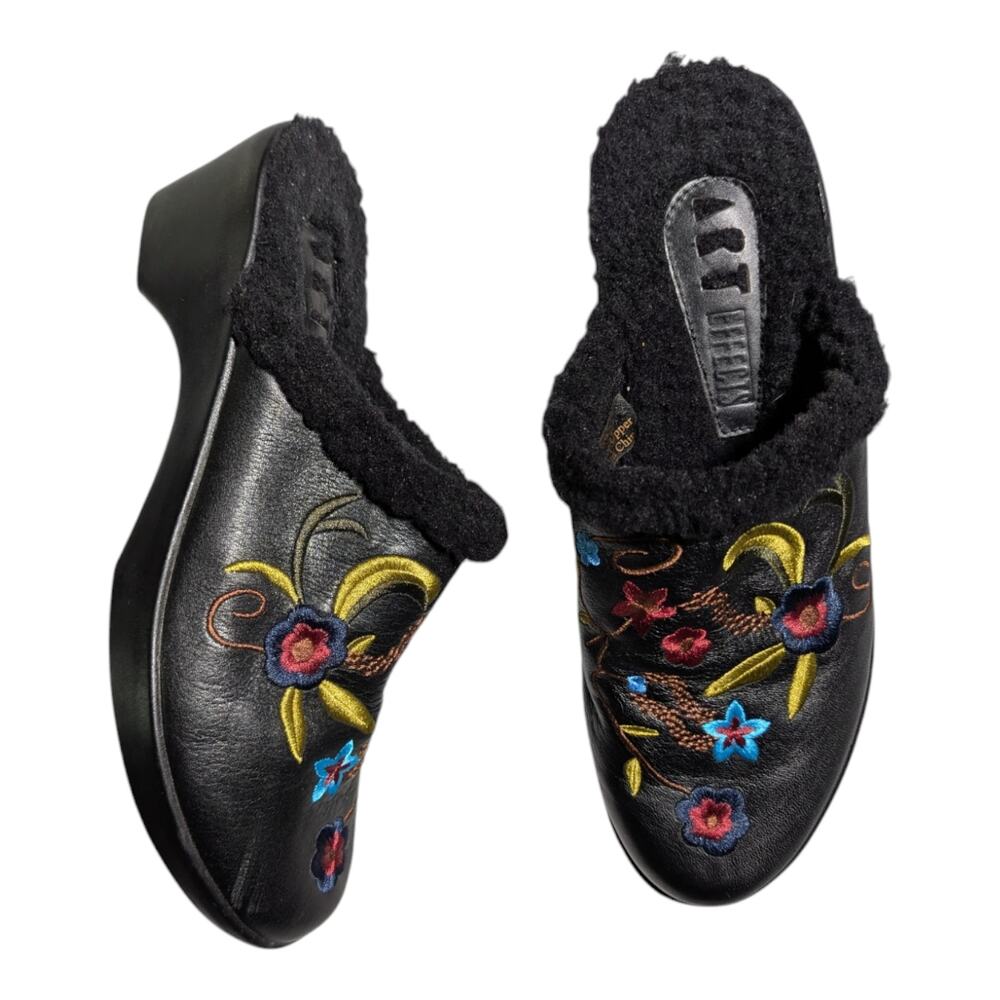 Vtg Y2K Art Effects Black Leather Floral Embroidered Faux Shearling Lined Clog 9